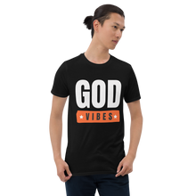 Load image into Gallery viewer, T-Shirt Short-Sleeve Unisex "GOD VIBES"